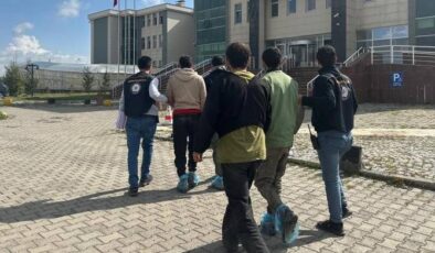 Kars’ta 7 düzensiz göçmen yakalandı, sınır dışı edilecek