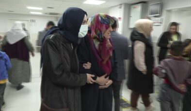 Kilo aldığını düşünen kadının karnından 9 kilogramlık kitle çıkarıldı