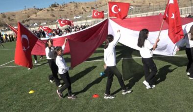 Kulp’ta Cumhuriyet’in 101. Yılı Kutlandı