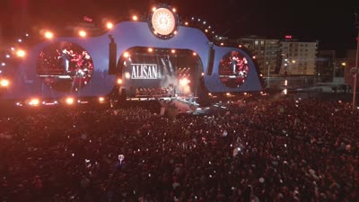 Alişan, Diyarbakır Kültür Yolu Festivali’nde sahne aldı