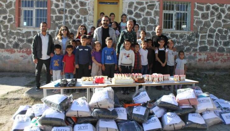 Malazgirt’te öğretmenlerden çocuklara destek