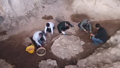Mardin’de yaşamın ilk izlerinin araştırıldığı mağara