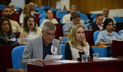 Rojin Kabaiş, Büyükşehir Belediyesi Meclis toplantısında anıldı