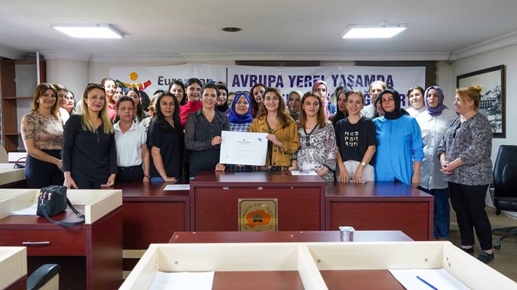 Sur Belediyesi CEMR Sözleşmesini İmzaladı