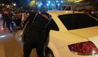Şanlıurfa’da asayiş uygulamasında 22 aranan şüpheli yakalandı