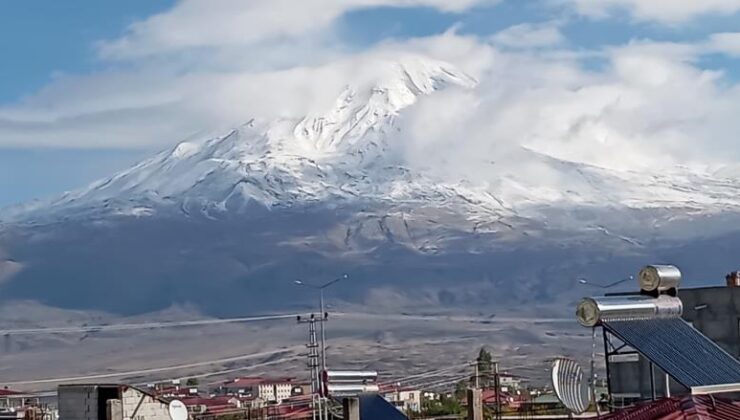 Türkiye’nin çatısı beyaza büründü