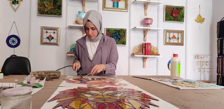 Vitray sanatını Diyarbakır’da yeniden canlandırıyor