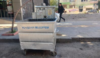 Yenişehir’deki Çöp Konteynırları yenilendi