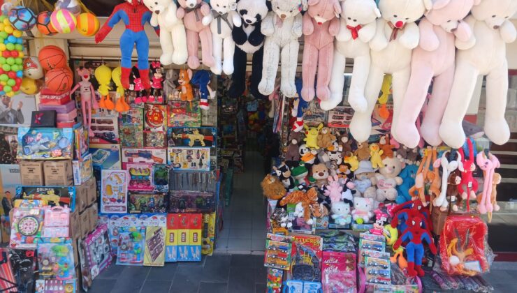 Diyarbakır’daki oyuncakçılar vergilerle mücadele ediyor