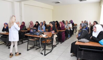 Kadınlar için kişisel hijyen semineri verildi