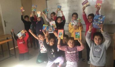 Yalova Çınarcık’tan Diyarbakır Silvan’daki ilkokula kitap desteği