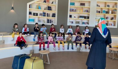 Anaokulu öğrencilerine Etkileşimli Kitap Okuma Etkinliği