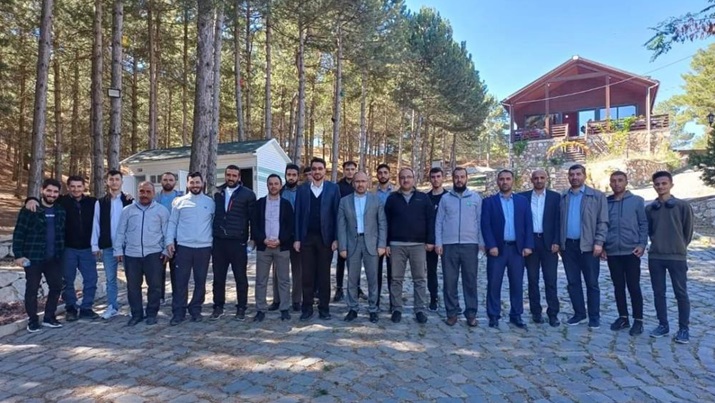 Elazığ’da sabah namazı sonrası doğa yürüyüşü düzenlendi