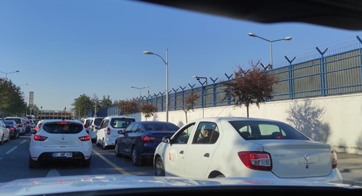 Diyarbakır’da emniyet şeritleri ihlal ediliyor