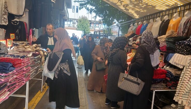 Vatandaş da Esnaf da Dertli: Fiyatlar Cep Yakıyor, Satışlar Düşük