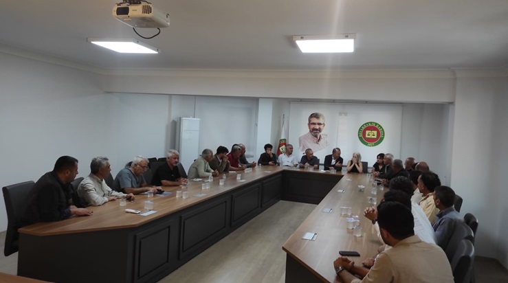 Maden Karşıtı Kulp Köylüleri STK’larla Baro’da Toplandı