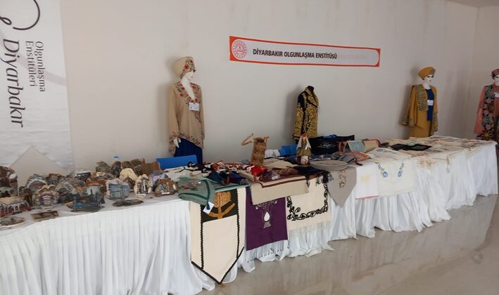 Olgunlaşma Enstitüsü ürünleri ile Sur Kültür Yolu Festivalinde
