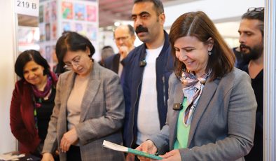 Eş Başkanlar Kitap Fuarı’nda
