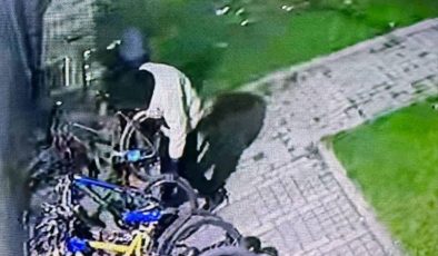60 saniyede bisiklet hırsızlığı anbean kaydedildi