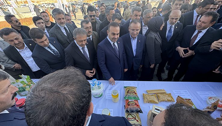 Sanayi ve Teknoloji Bakanı Kacır, Şanlıurfa’da toplu açılış törenine katıldı