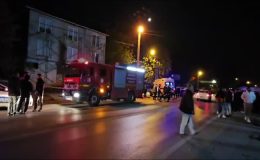 Ambulansın karıştığı zincirleme kazada 1 kişi öldü 3 sağlık personeli yaralandı