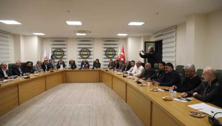 Amedspor kongre süreci için DTSO’da basın açıklaması yaptı