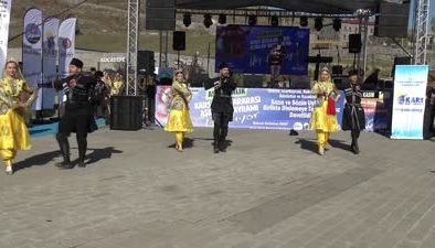 Aşık Şenlik Kars Uluslararası Aşıklar Bayramı başladı