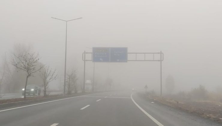 Bingöl’de yoğun sis, görüş mesafesi 2 metreye düştü