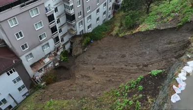 Çayeli’nde heyelanın yaşandığı bölge dron ile görüntülendi