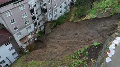 Çayeli’nde heyelanın yaşandığı bölge dron ile görüntülendi