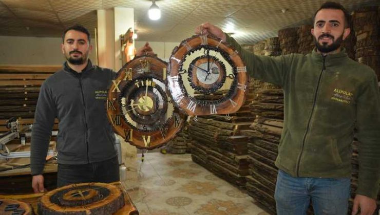 Ceviz ağaçlarının dallarını sanat eserine dönüştürüyorlar