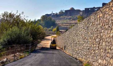 Hevsel Bahçeleri yolu ve Fiskaya merdivenleri yenilendi