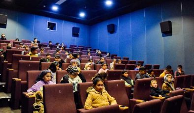 Diyarbakır’da 50 çocuk sinema etkinliğinde buluştu