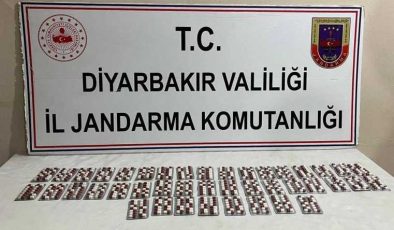 Diyarbakır’da 584 uyuşturucu hapla yakalanan zanlı tutuklandı