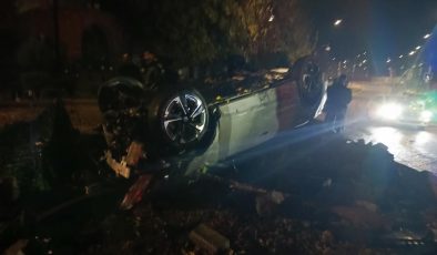 Diyarbakır’da takla atan otomobilde 2 yaralı