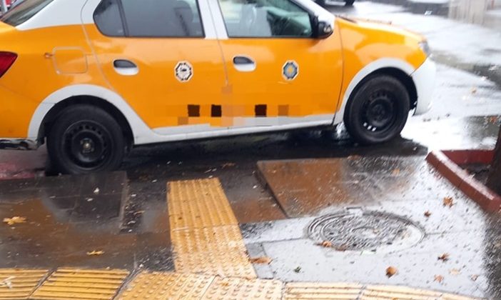 Engelli rampaları işgal ediliyor