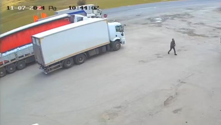 El freni çekilmeyen tır Tatvan’da faciadan döndü