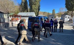 Erzurum’da jandarma 38 kaçak göçmeni yakaladı