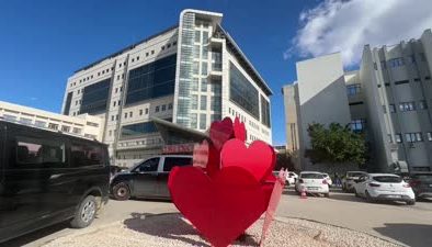 Genç kızın kalbi, Antalya’da 32 yaşındaki hastaya nakledildi
