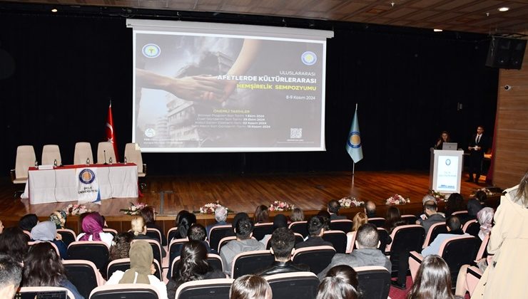 Dicle Üniversitesi’nde Hemşirelik sempozyumu