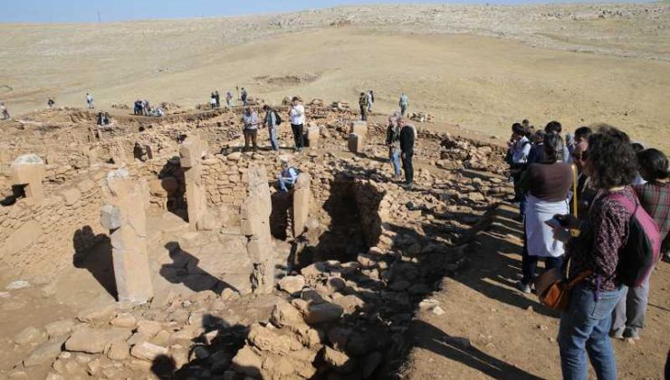 İnsanlık tarihine ışık tutan Karahantepe, yabancı profesörleri büyüledi