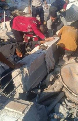 İsrail Gazze’yi vurdu: En az 20 ölü, onlarca yaralı