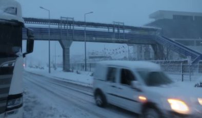 Kar nedeniyle kapanan Malatya-Sivas yolu ulaşıma açıldı