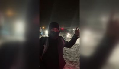 Kar ve tipi çobanları mağarada mahsur bıraktı