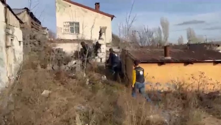 Kars’ta düzensiz göçmenler kovalamacayla yakalandı