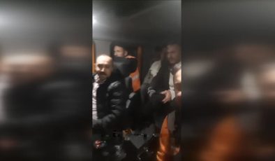 Konya’da kar yağışı nedeniyle yolda mahsur kalan 27 kişi kurtarıldı
