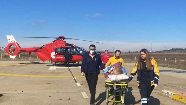 Kulp’ta kalça kırığı yaşayan kadın ambulans helikopterle taşındı