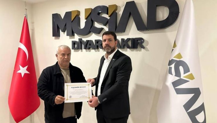 MÜSİAD Başkanı Bozkuş’a destek plaketi