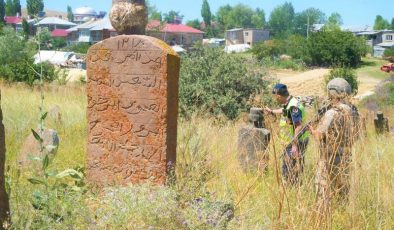 Muş’ta Akkoyunlular dönemine ait mezarlık keşfedildi