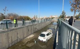 Nöbetten çıkan hemşire, otomobilinin kanala düşmesi sonucu yaralandı